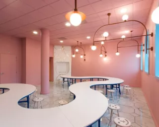 Culturele Mobiliteit - Groninger Museum - Kleur - werktafels